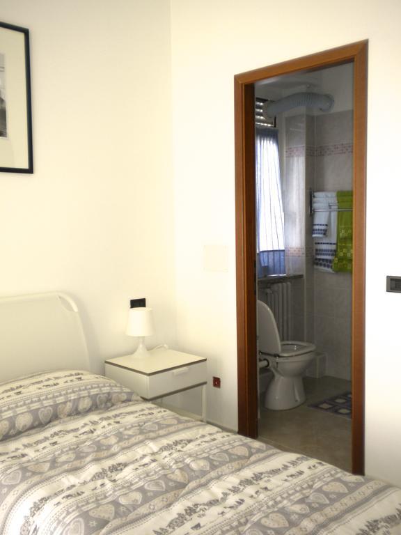 Top Suit Uno - Guest House Бругерио Экстерьер фото