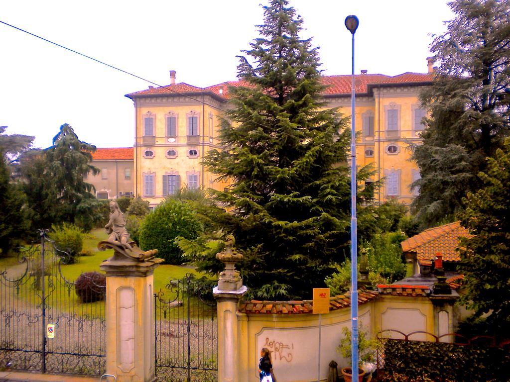 Top Suit Uno - Guest House Бругерио Экстерьер фото
